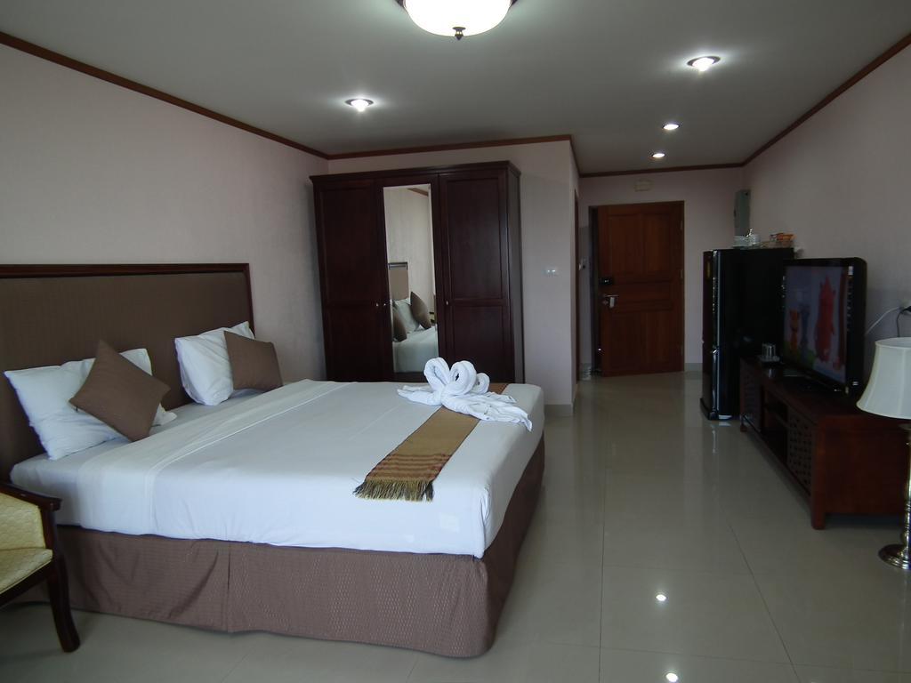 Abricole At Pattaya Hill Daire Dış mekan fotoğraf