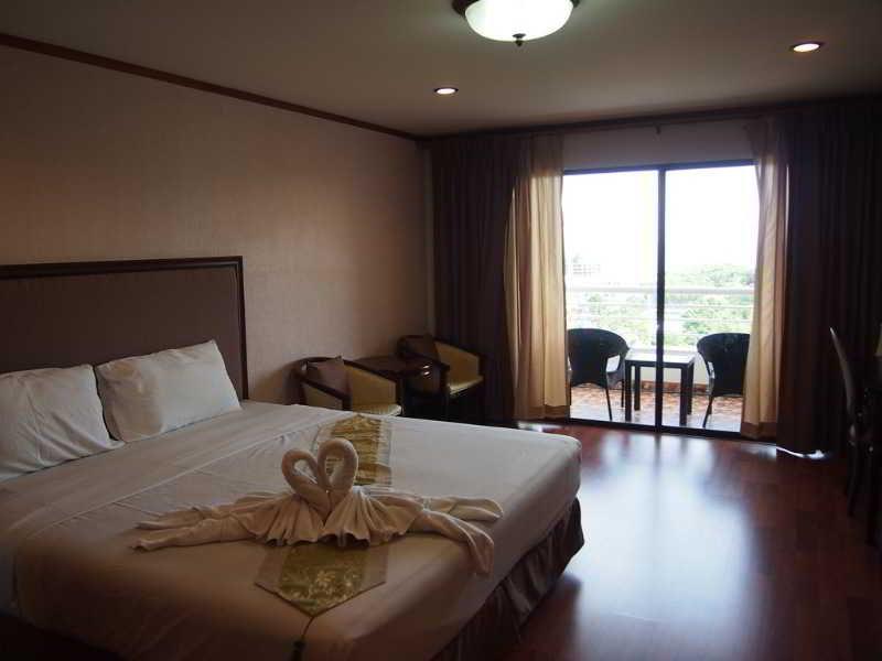 Abricole At Pattaya Hill Daire Dış mekan fotoğraf