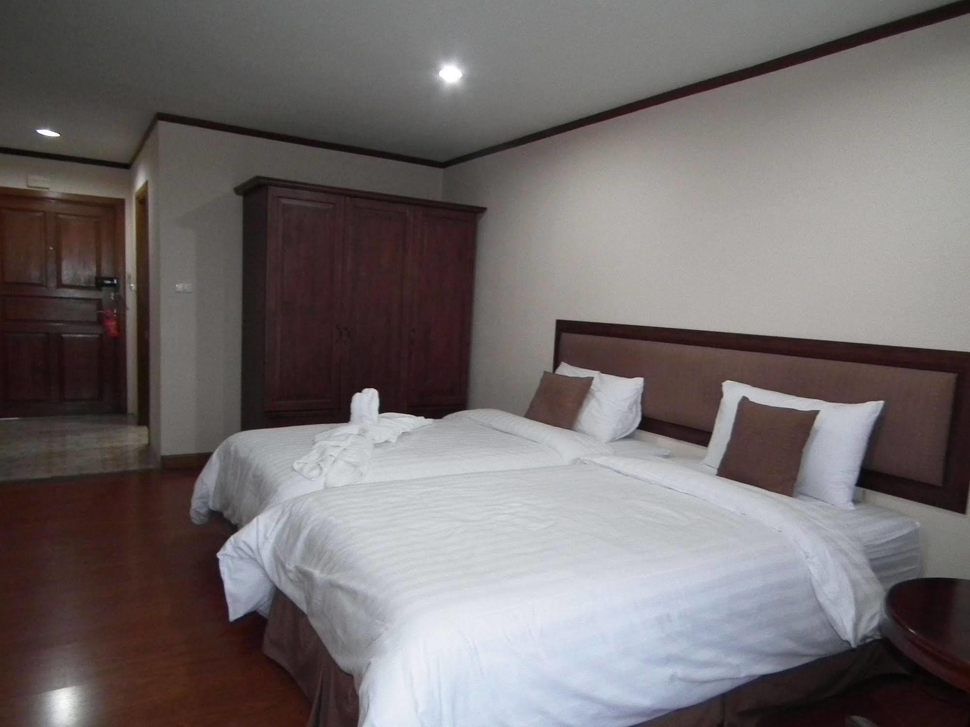Abricole At Pattaya Hill Daire Dış mekan fotoğraf